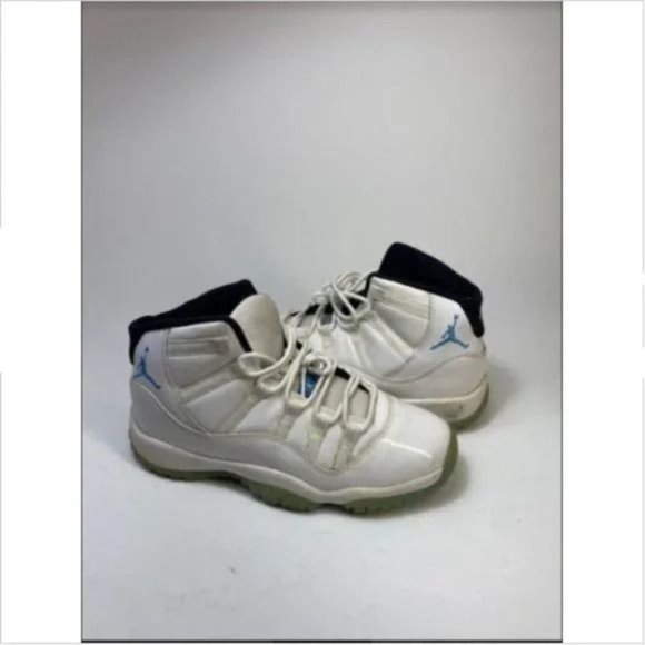 Nike Sz 5.5 Y Air Jordan 11 Retro Legend Blue Sneakers - Picture 2 of 7